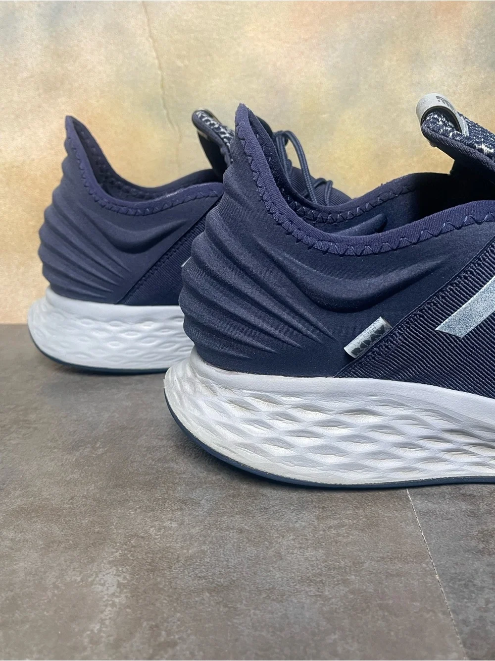 New Balance Fresh Foam Roav Men’s Blue/Gray Sneakers Size 15